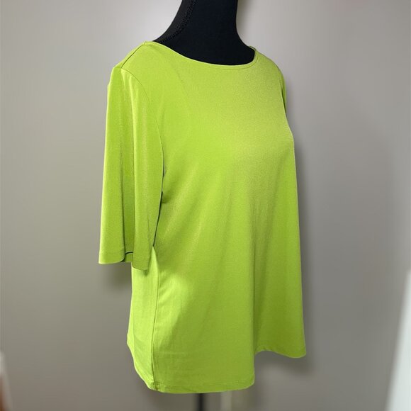SUSAN GRAVER ESSENTIALS  LIQUID KNIT TUNIC STYLE TOPR. GREEN. SIZE SMALL. - Picture 3 of 6